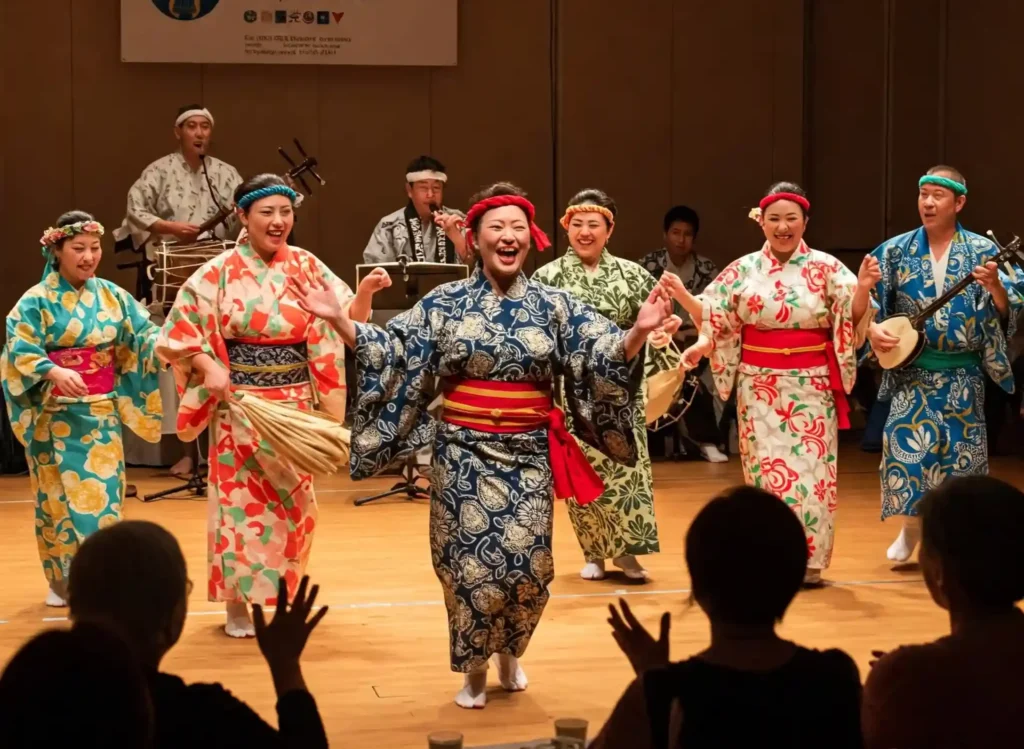 Un groupe de personnes vêtues de vêtements traditionnels japonais, souriant et posant ensemble dans un cadre culturel.